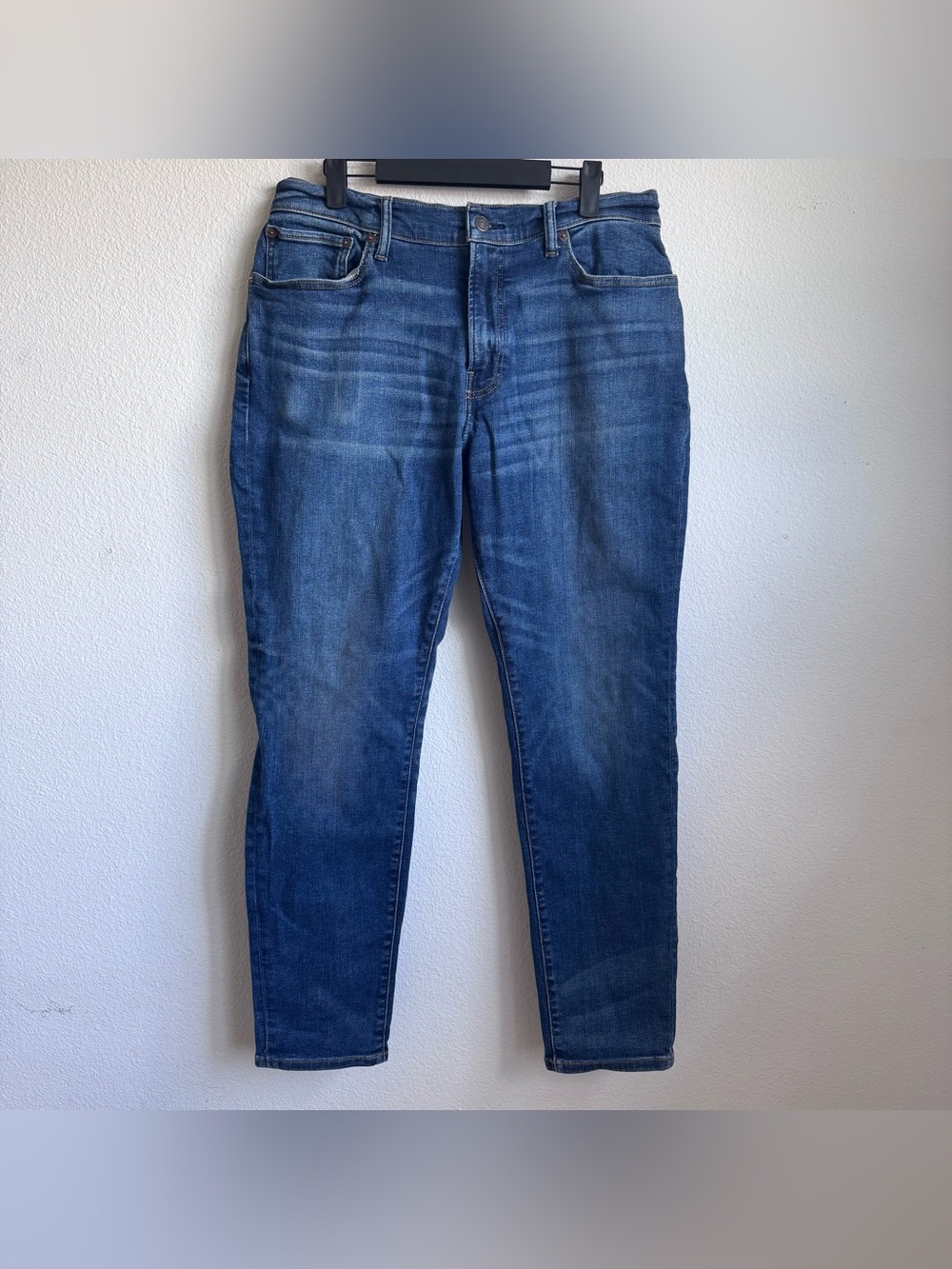 Lucky Brand slim blue denim classic jeans size W33 L32